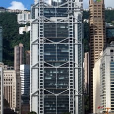 Norman Robert Foster