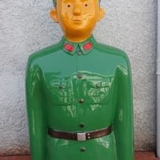 Shen Jingdong