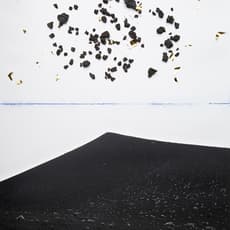 Wawi Navarroza